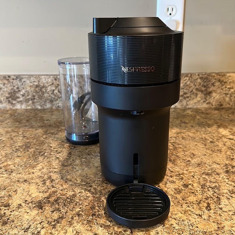Nespresso Vertuo Pop - Liquorice Black